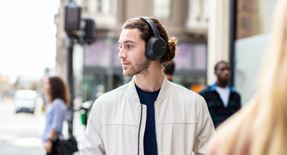 索尼无线降噪立体声耳机WH-CH710N