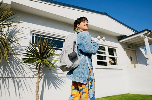 索尼SRS-XB100适用于多种生活场景,轻巧便携