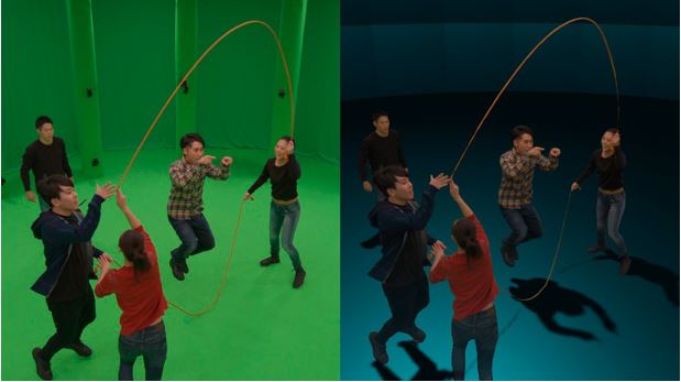 左图是标准摄像机拍摄的视频,右图是用索尼体积空间捕捉技术拍摄的视频